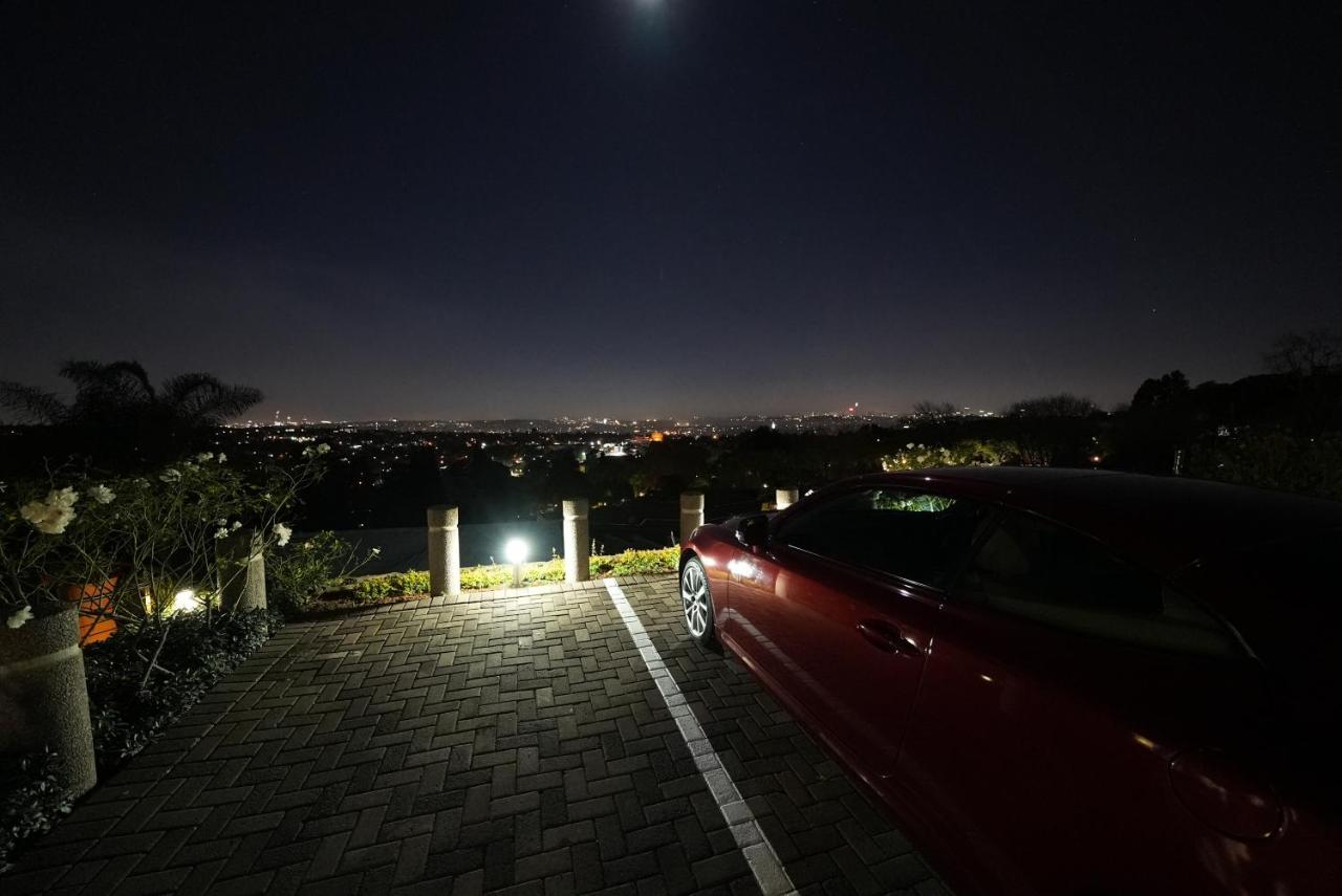 Over The Moon Guesthouse Johannesburg Kültér fotó