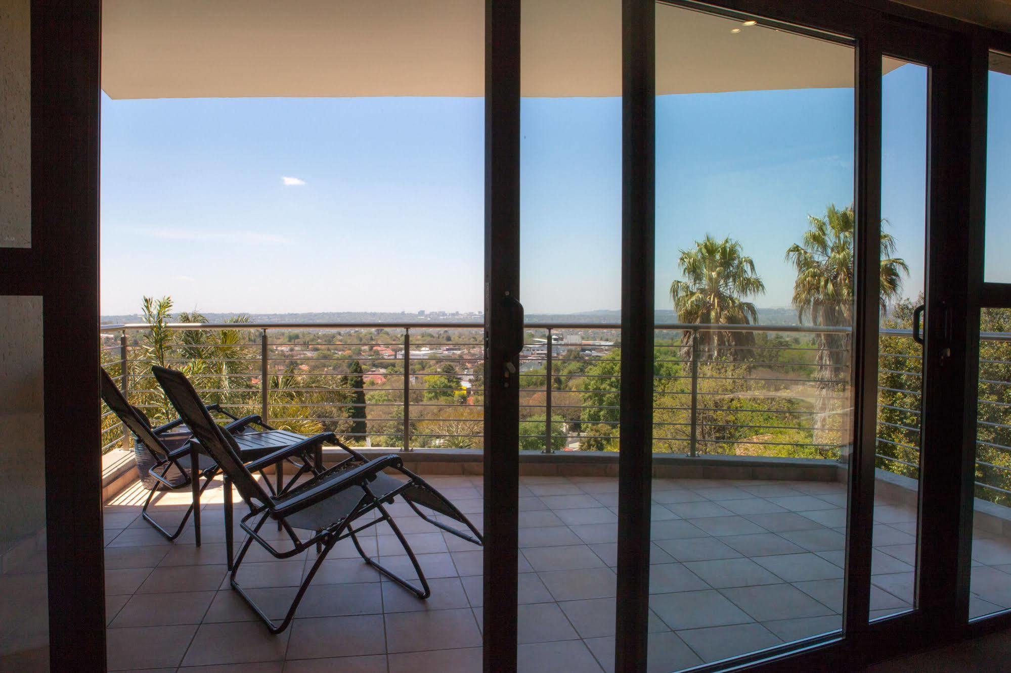 Over The Moon Guesthouse Johannesburg Kültér fotó