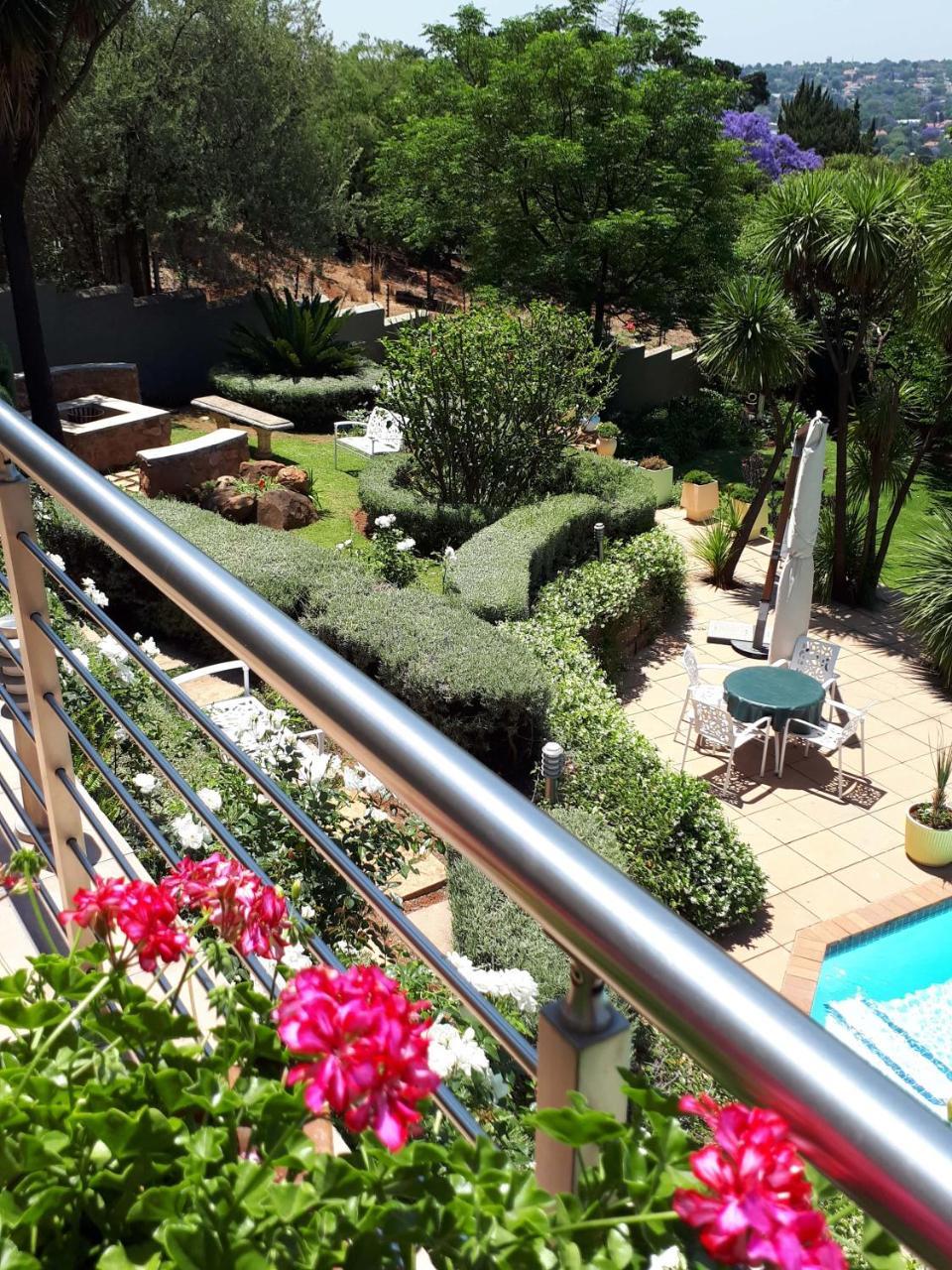 Over The Moon Guesthouse Johannesburg Kültér fotó